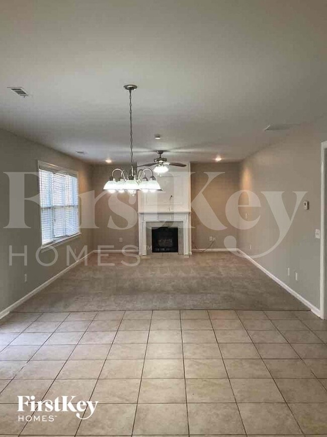 Photo - 670 Golden Meadow Dr