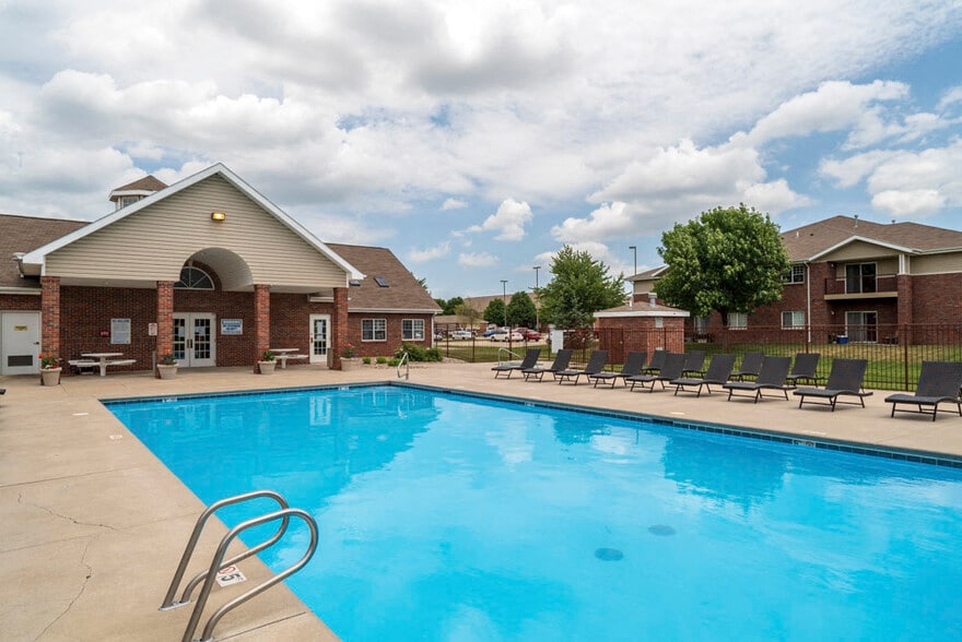 There's no better way to beat the heat than taking a dip in our sparkling pool.