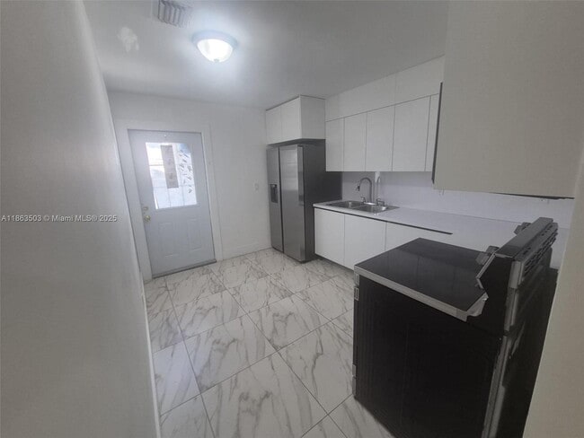 Photo - 7756 Washington Ave Unit 7758