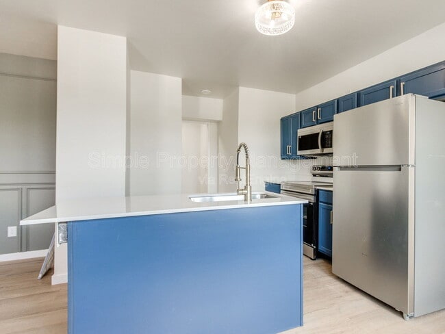 Photo - 814 W Hill St Unit 2