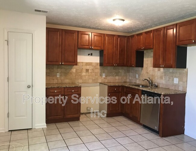 Photo - 8305 Glenwoods Terrace