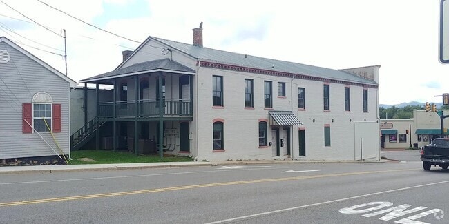 Building Photo - 120 N 4th St Unit B Rental