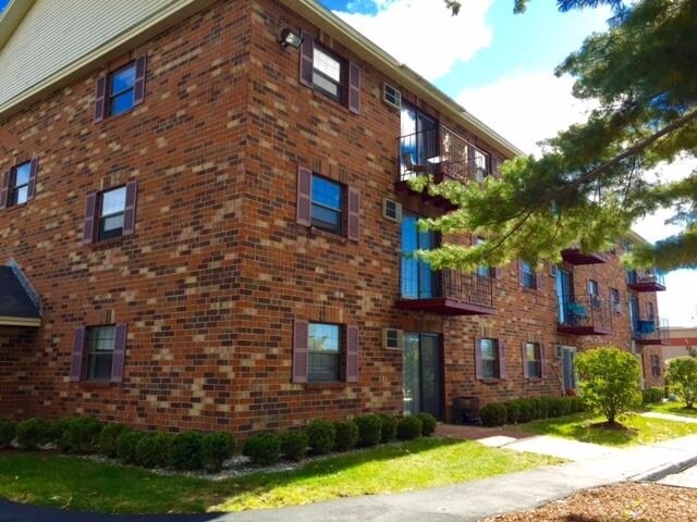 11 Railroad Ave Unit 15