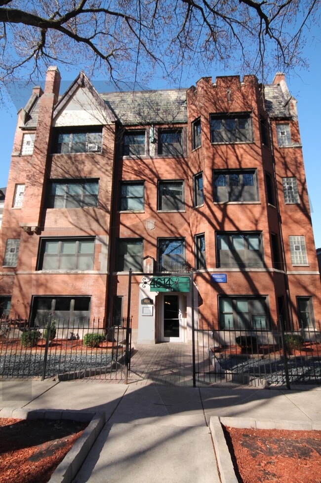 Photo - 4616 N Paulina St