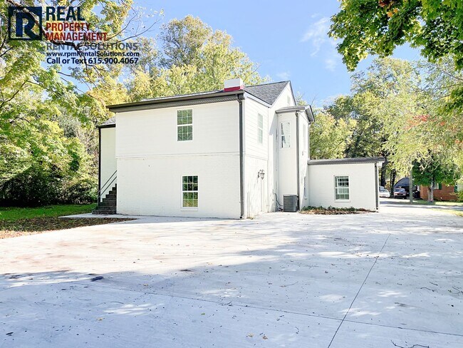 Photo - 605 Fairview Ave Unit B