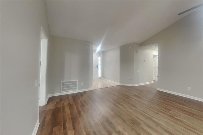 Photo - 2080 Bankston Cir