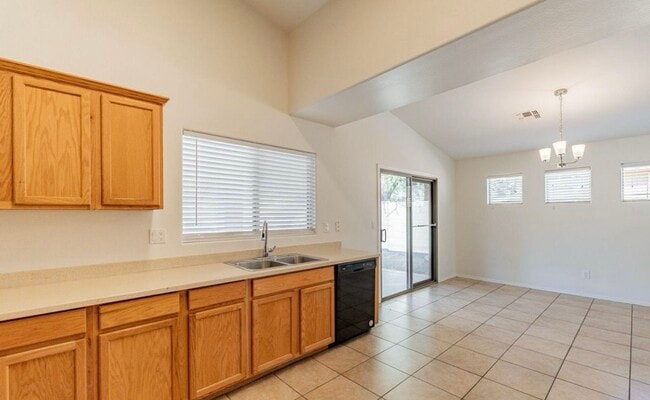 Photo - 25524 W Williams St