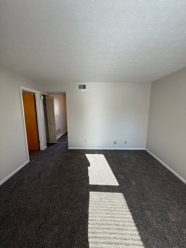 Meadow Creek Apartments