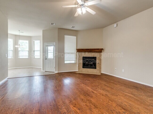 Photo - 11304 NW 98th St