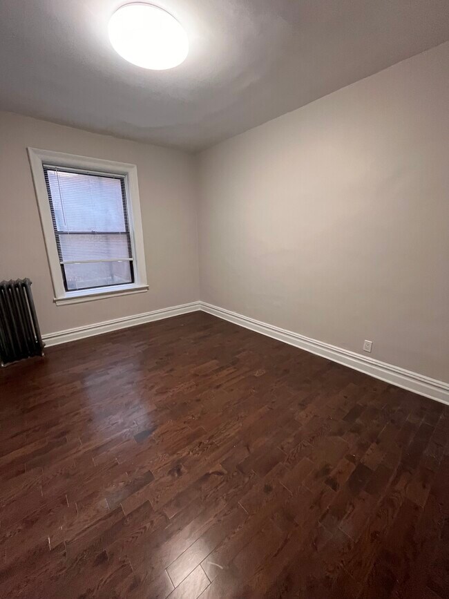 18 Kensington Ave Unit 1D - 24 Kensington Ave Unidad 1D