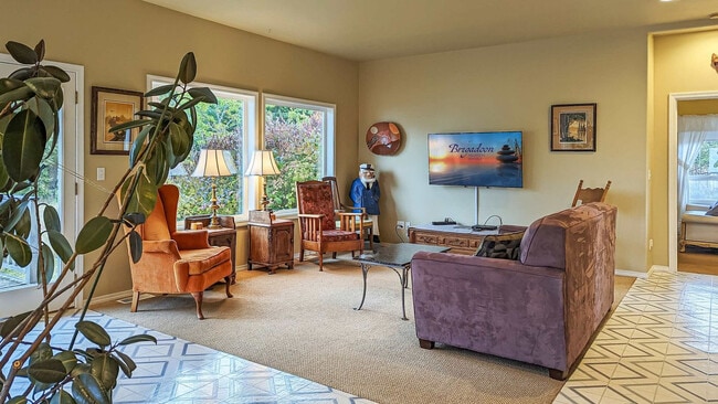 Building Photo - 123 E Bachelor Rock Dr