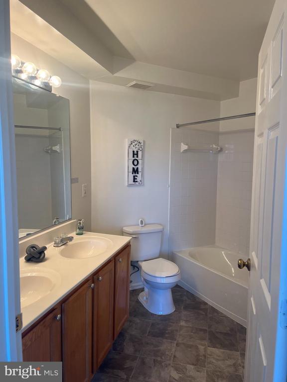 Photo - 14000 Farnsworth Ln Unidad 3303