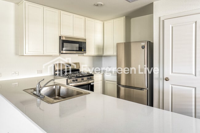 Photo - 737 Magnolia Creek Dr