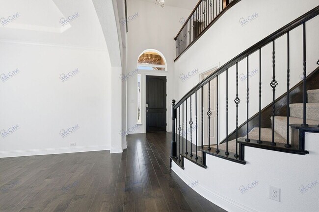 Photo - 6700 Palmdale Ln