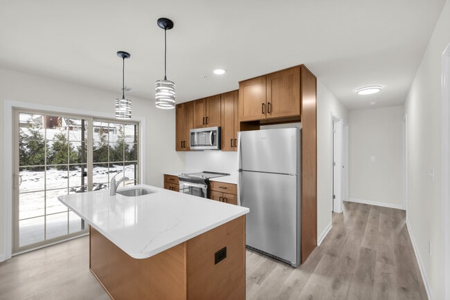 Photo - 1513 Maple St