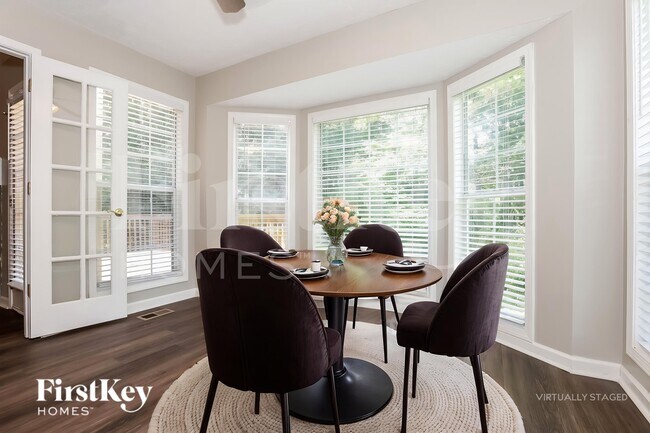 Photo - 4808 Woodlands Pkwy