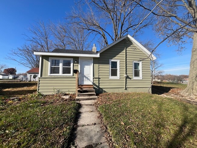 Photo - 1204 N Park St