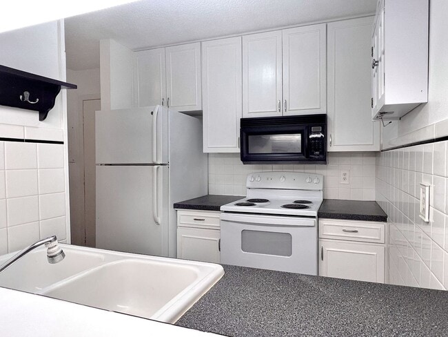 Photo - Two-Bedroom Condo in Winter Haven