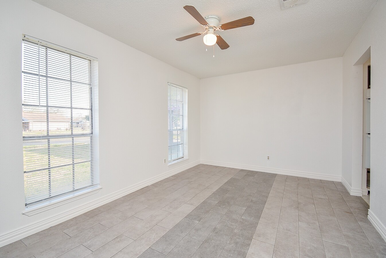 Photo - 4906 E Orem Dr