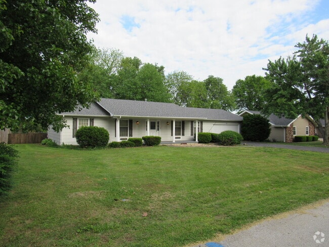 Building Photo - 5116 S Sycamore Ave Rental