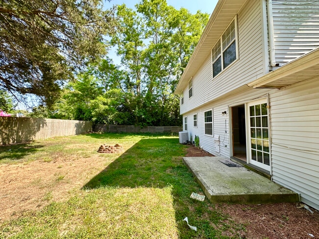 Photo - 78 Cedarbrook Ln