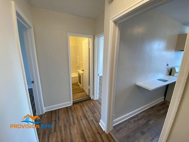 Photo - 2924 Yorkway Unidad A