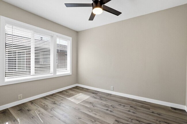 Huntington Manor Homes