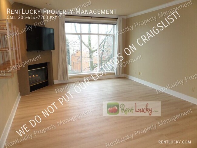 Photo - 4031 Aurora Ave N Unit 301