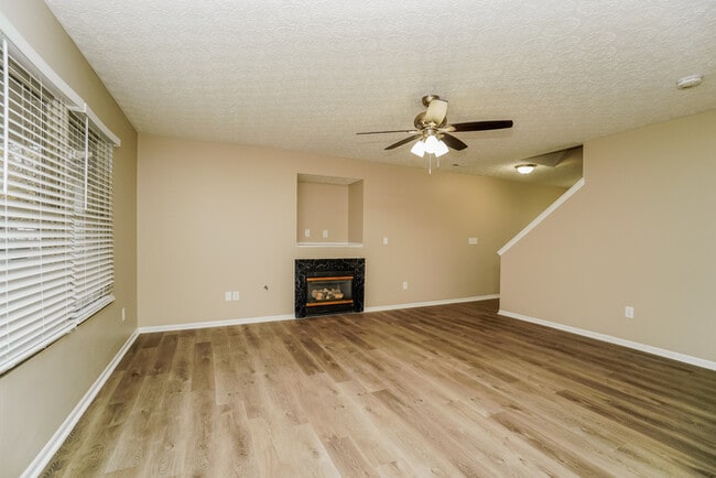 Photo - 5512 Beresford St