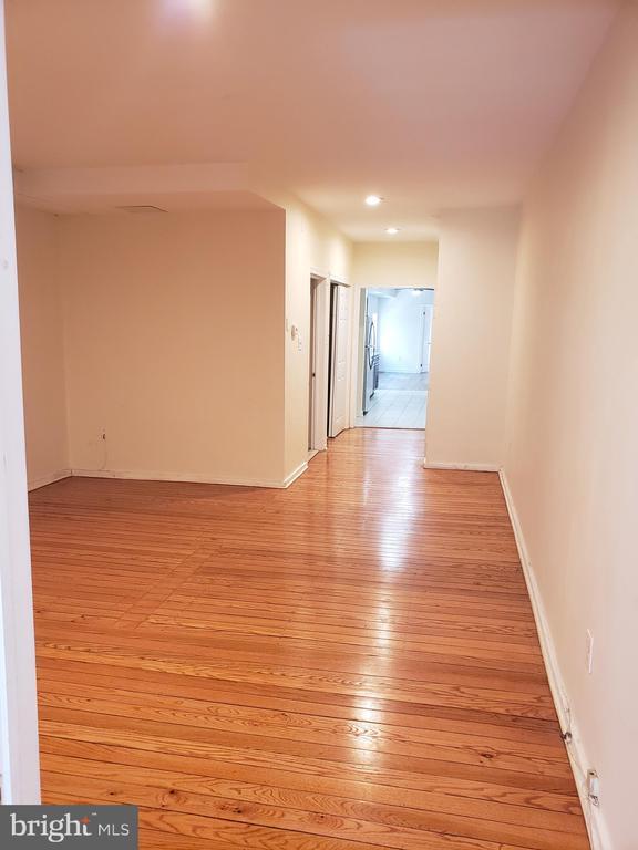 Photo - 319 Market St Unidad #3