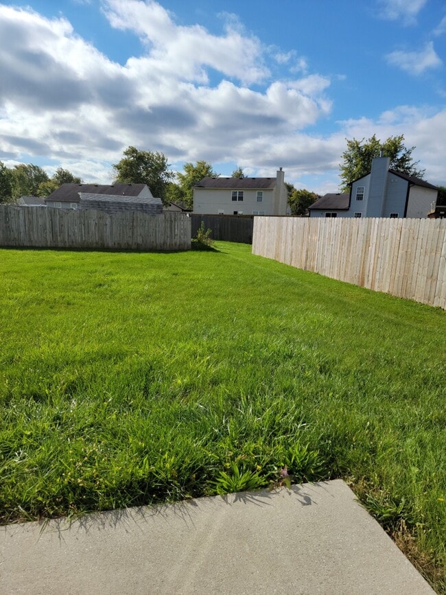 Photo - 1607 Tooley Ct