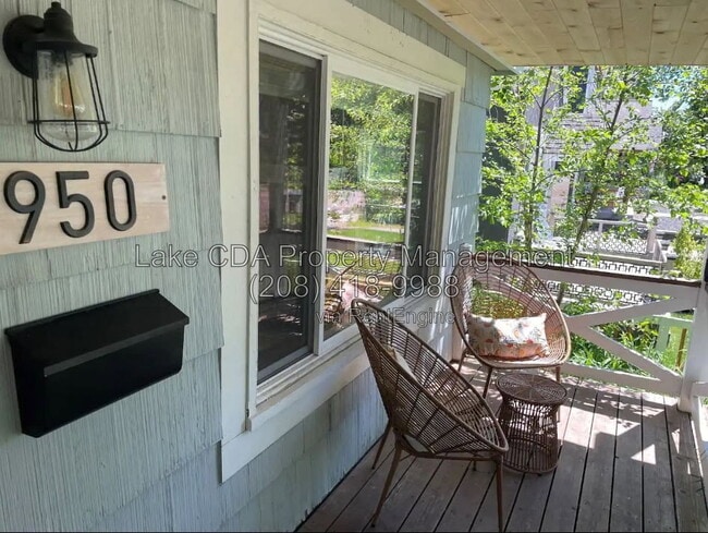 Photo - 950 N 5th St