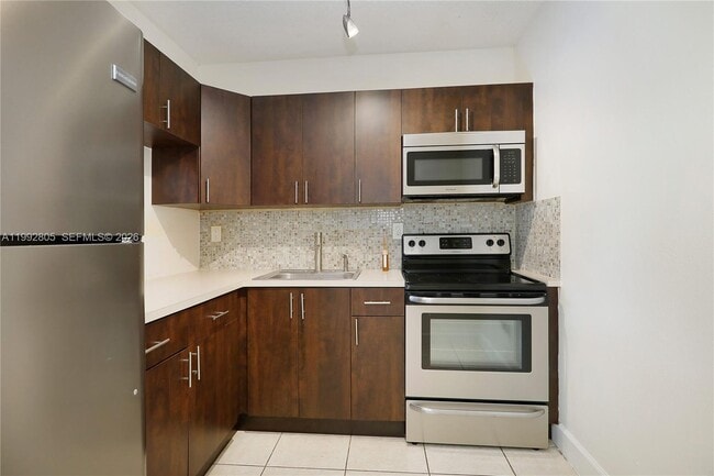 Photo - 10900 SW 104th St Unit 110