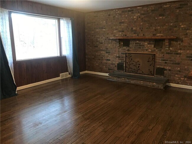 Photo - 366 Dayton Rd