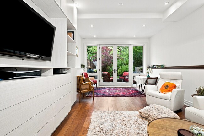 Light-Filled Furnished 1BR + Office with Private Garden | Yonge–Eglinton