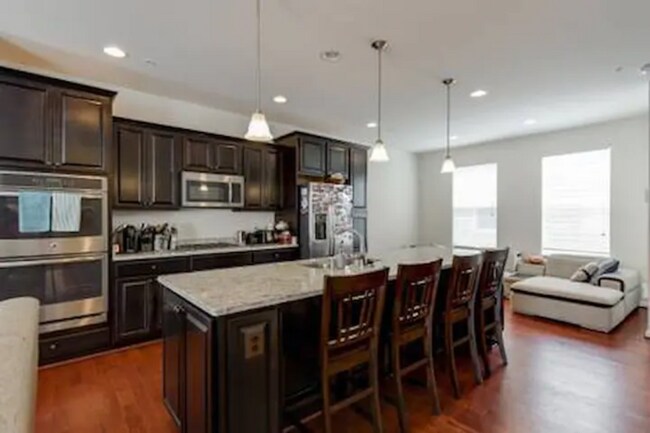 Photo - 3716 Foote St NE