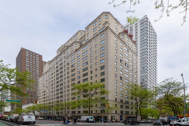 Photo - Empire House