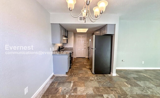 Photo - 3919 Rosebud Dr