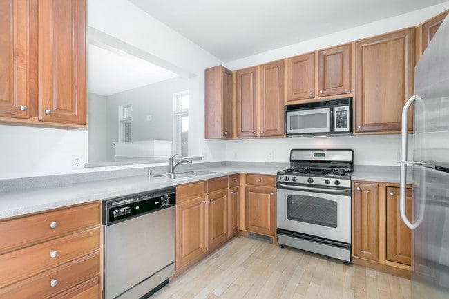 Photo - 602 N Midvale Blvd