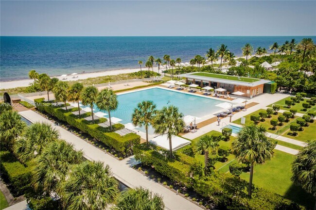 Building Photo - 350 Ocean Dr Unit 604N