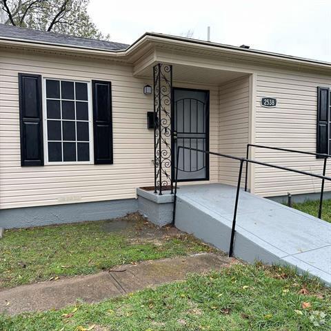 Building Photo - 2538 Stovall Dr Rental