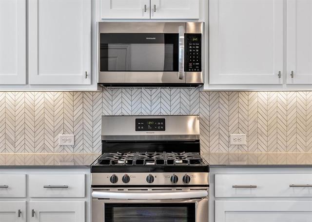 Photo - 8925 Phoebe Rd