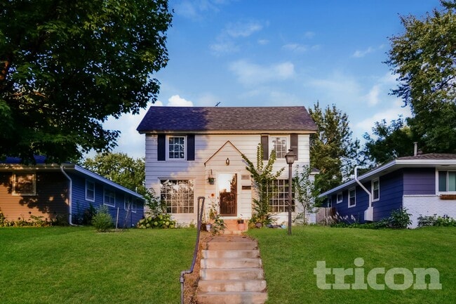 Building Photo - 3910 Scott Ave N