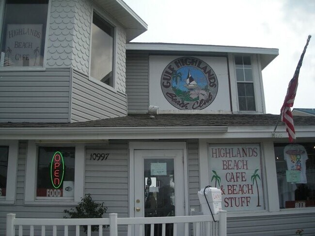 Photo - ! Beautiful 2BA/1.5BR Townhome in Gulf Hig...