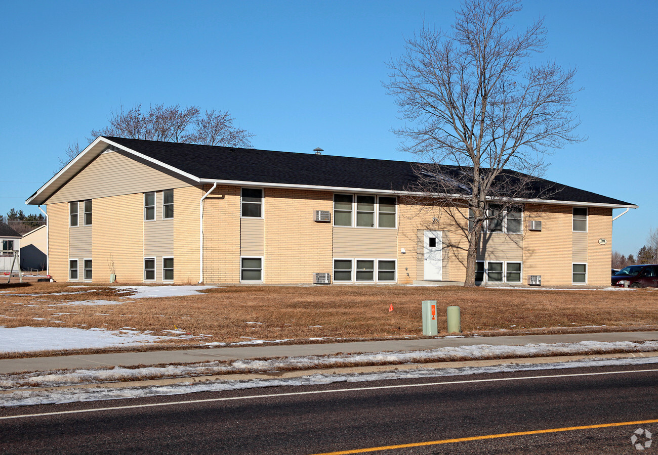 Photo - Wood Creek Estates Apartments