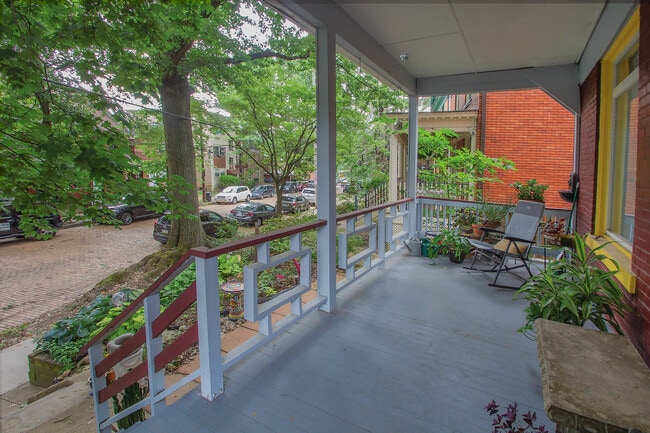 Photo - 303 West St Unit 3