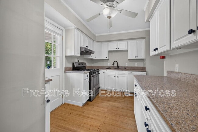 Photo - 100 Hodges Manor Rd