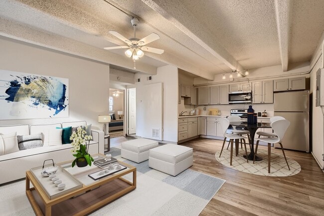 Photo - 3800 S Julian St Unidad