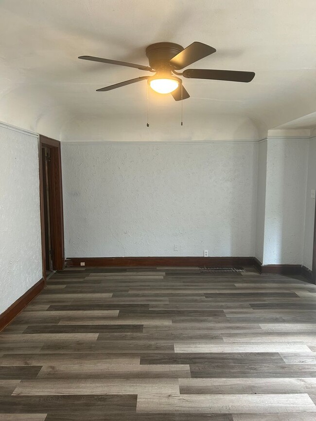 Photo - 2819-2821 N 47th St Unit 2819 LOWER