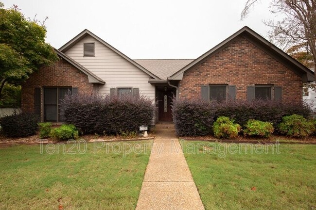 Building Photo - 7032 Robin's Nest Dr Rental